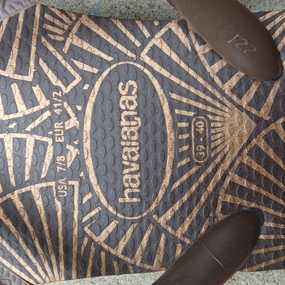 HAVAIANAS FLIP FLOPS BROWN &COPPER WOMENS SIZE 8.5 NWOT - Picture 9 of 10